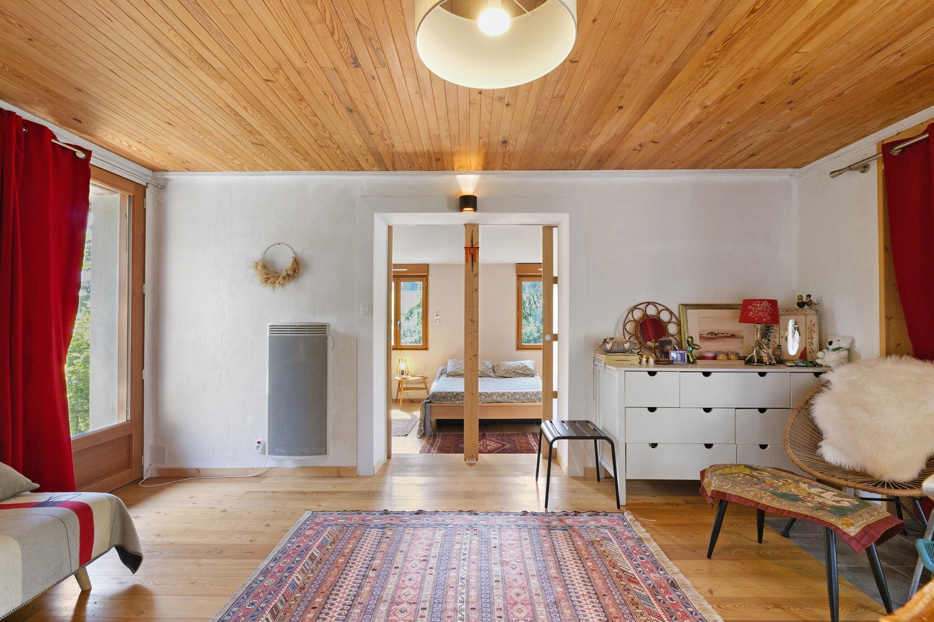 3 bedrooms, iron/ironing board