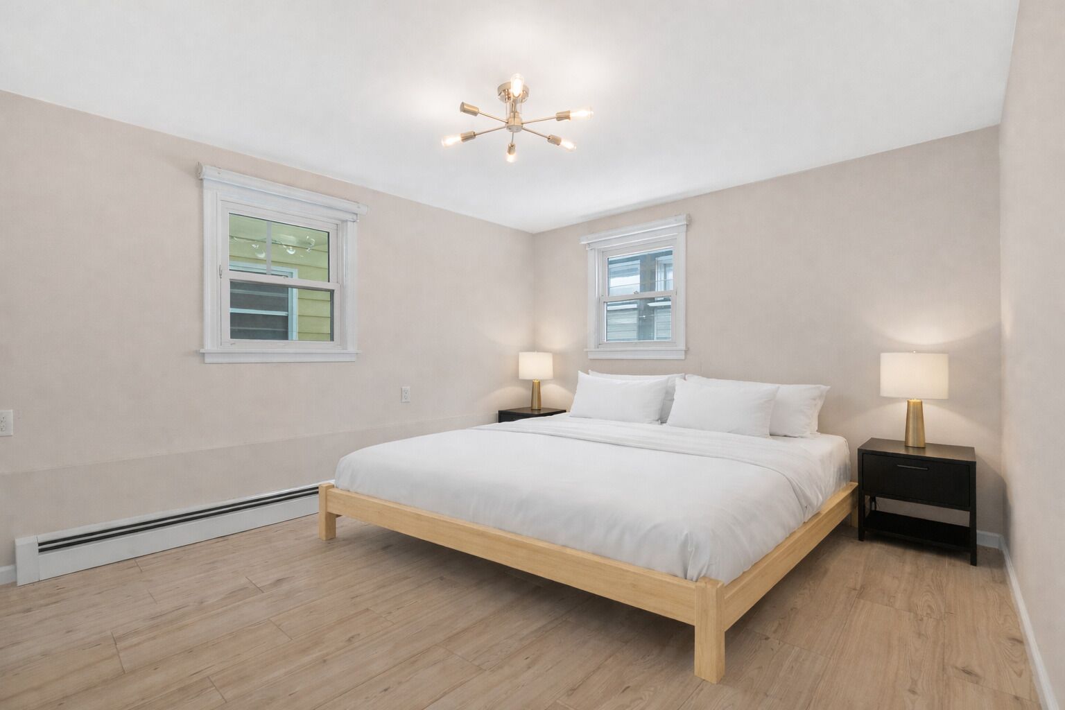 1 slaapkamer, een strijkplank/strijkijzer, wifi, beddengoed