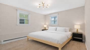 1 slaapkamer, een strijkplank/strijkijzer, wifi, beddengoed