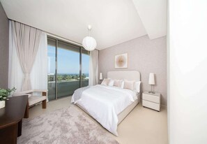1 bedroom, in-room safe, iron/ironing board, free WiFi