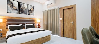 Premium Valley View With Balcony Haldwani