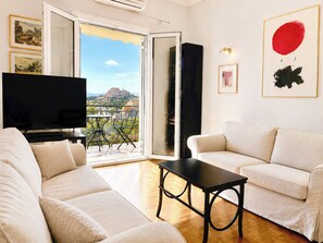 Living area - Urban Escape With Acropolis View by MPS (Athina)