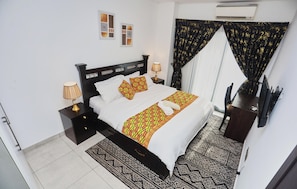Iron/ironing board, WiFi - 2-bedroom apartment in Signature (Accra)