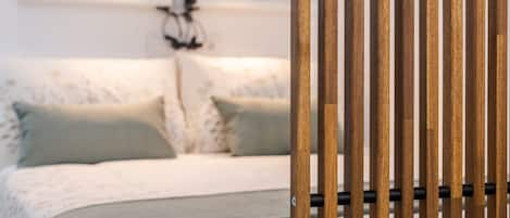 1 bedroom, iron/ironing board, WiFi (free), bed sheets