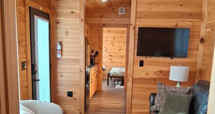 Cozy 2-Bedroom Cabin Near Two Kings Casino & Local Attractions