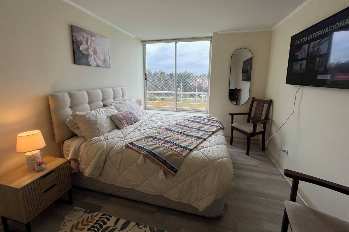 Familienapartment, Balkon, Stadtblick