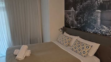 1 habitación, tabla de planchar con plancha, wifi y ropa de cama