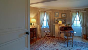 Superior Double Room, Garden View | Interior