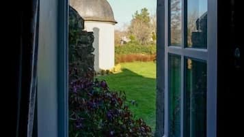 Superior tweepersoonskamer, uitzicht op tuin | Interieur