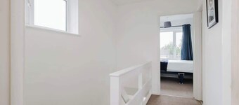 Spacious 3 Bedroom Home With Free Parking