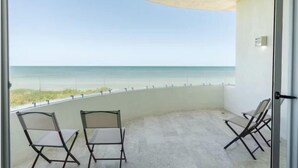 Interior - Beachfront Paradise with Shared Pool Telchac | Depto A12 (Telchac Puerto)