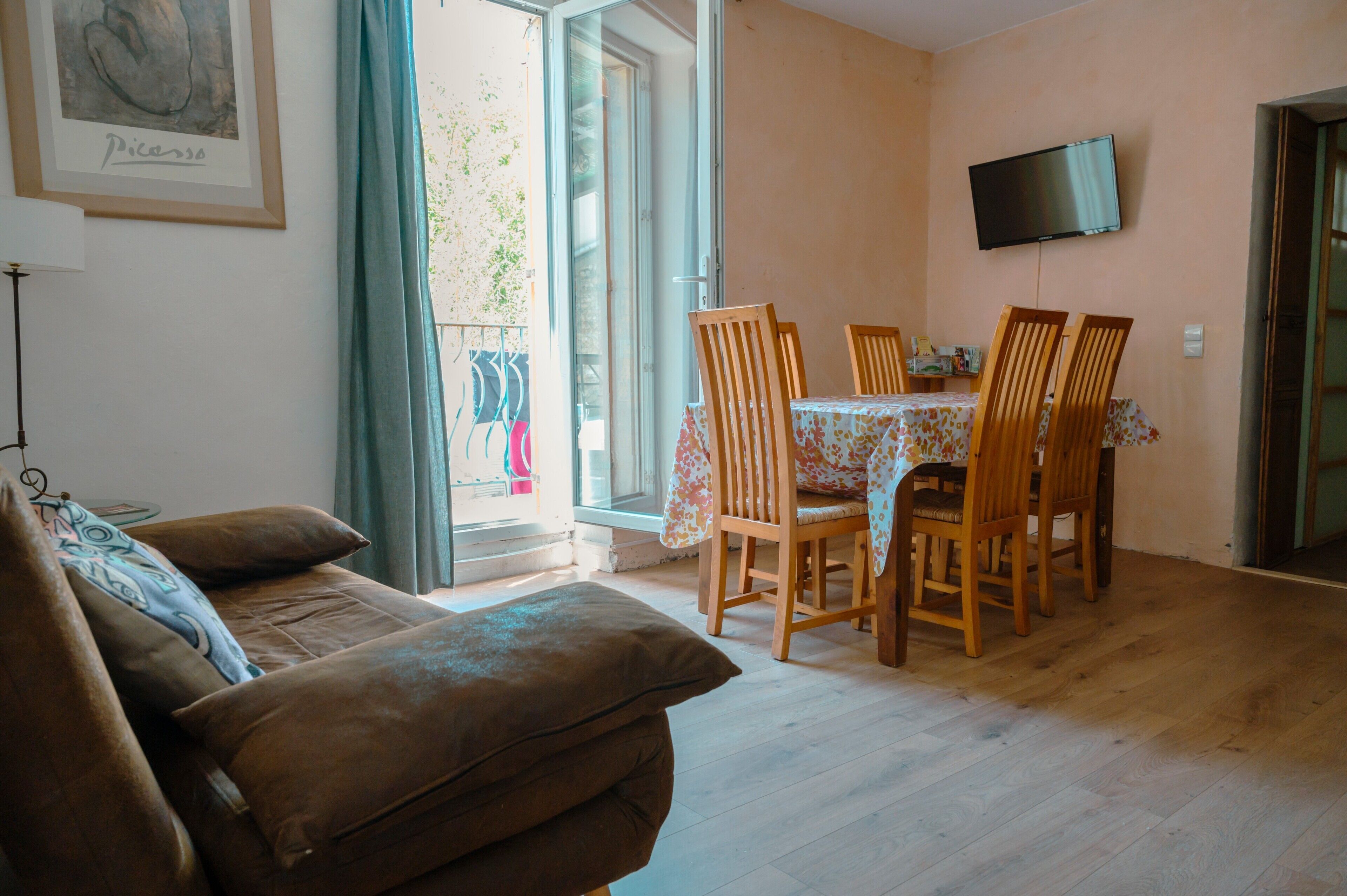 Gîtes De La Soulondre : Maison De Vacances Avec Vue Montagne, Piscine Partagée Et Wi-fi - Lodève