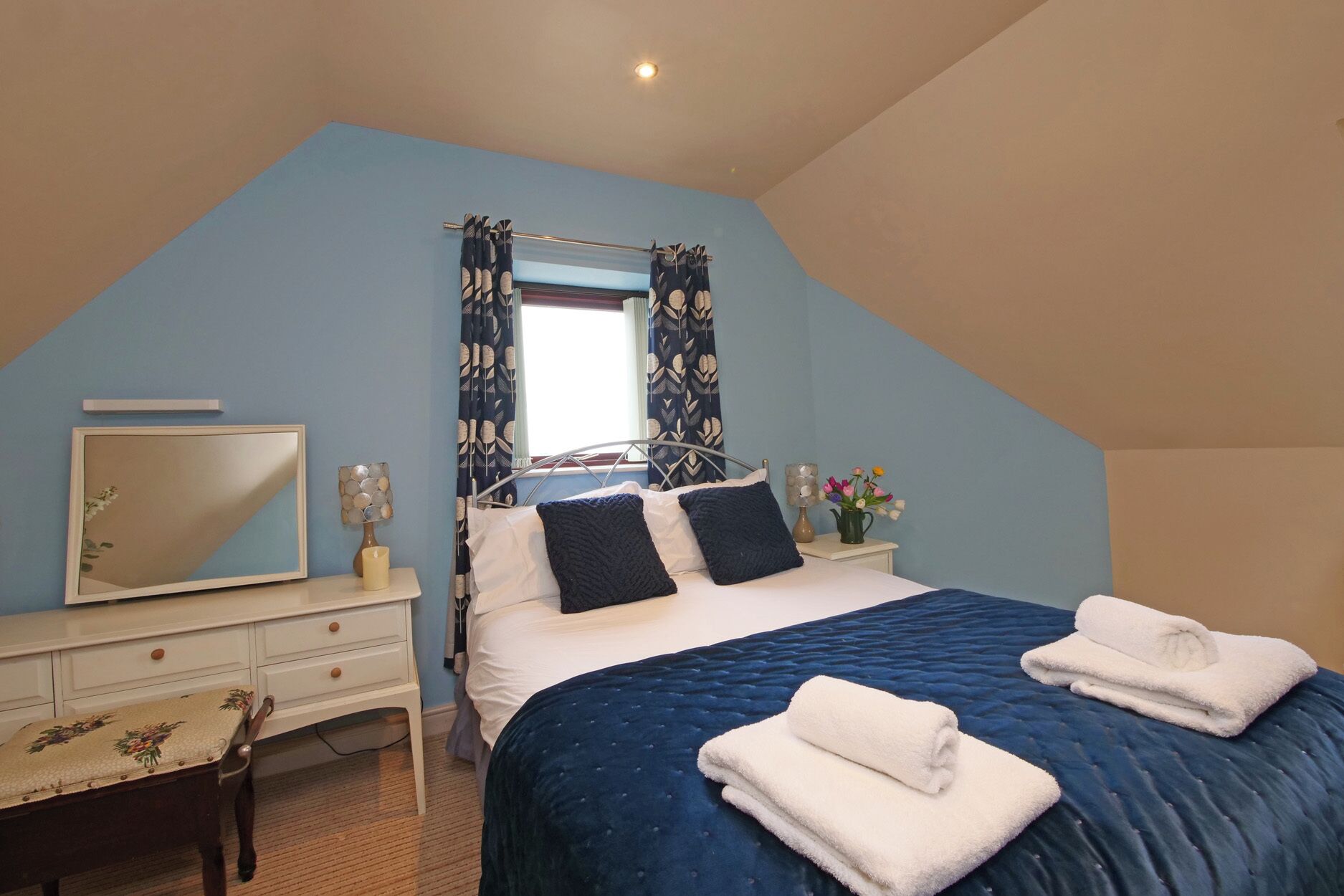 3 bedrooms, WiFi (free), individually decorated, individually furnished