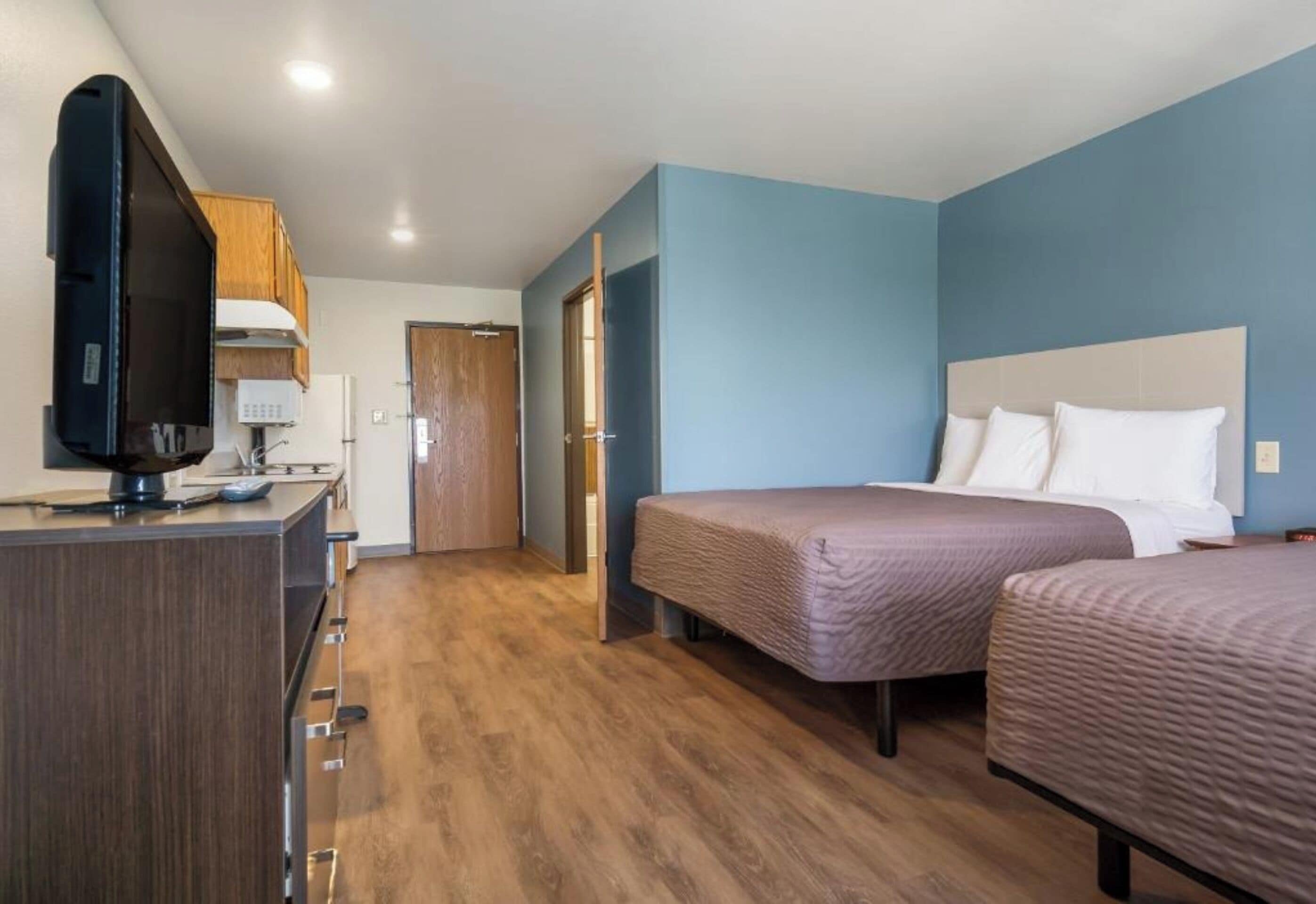 Chambre, 2 lits doubles, non-fumeurs (Kitchen) | Fer et planche à repasser, Wi-Fi gratuit, draps fournis
