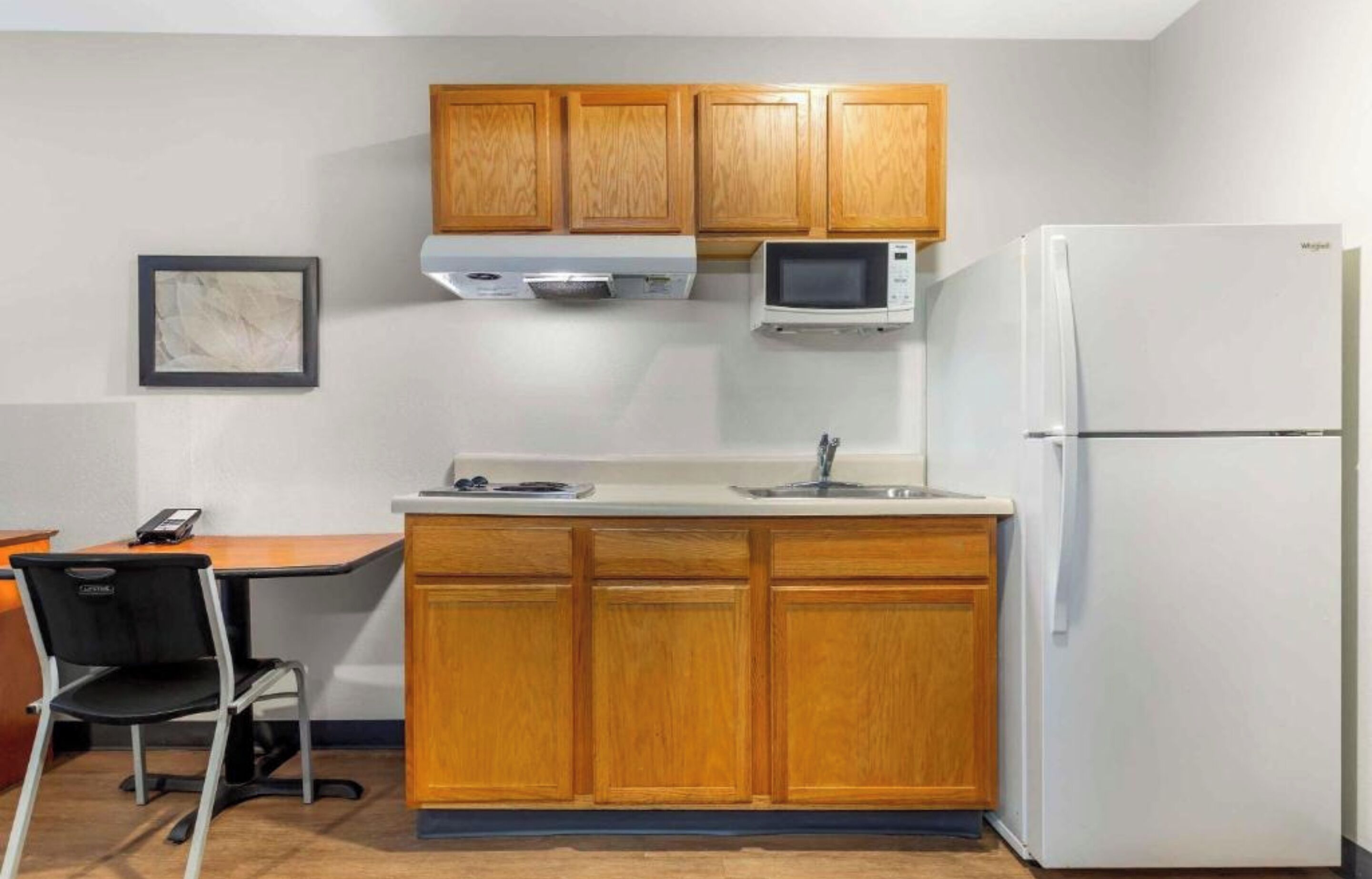 Room, 1 Double Bed, Accessible Bathtub, Smoking | Private kitchen