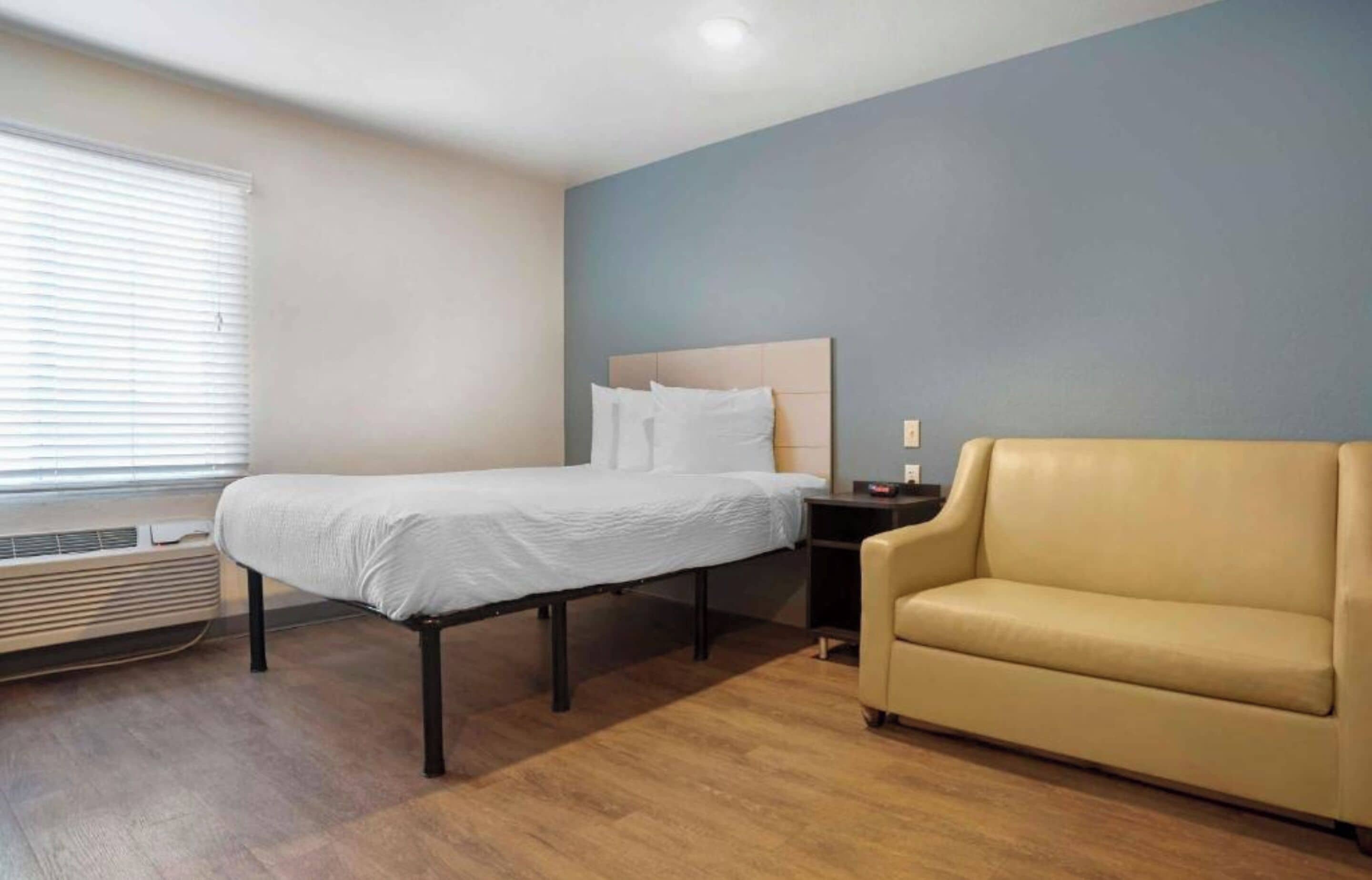 Iron/ironing board (on request), free WiFi, bed sheets