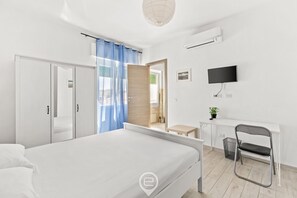 Room - Camera chiara 1 – Essential comfort in the heart of Alghero ✨ (Alghero)