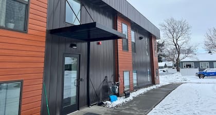#104- Spacious studio rental in La Grande, OR.