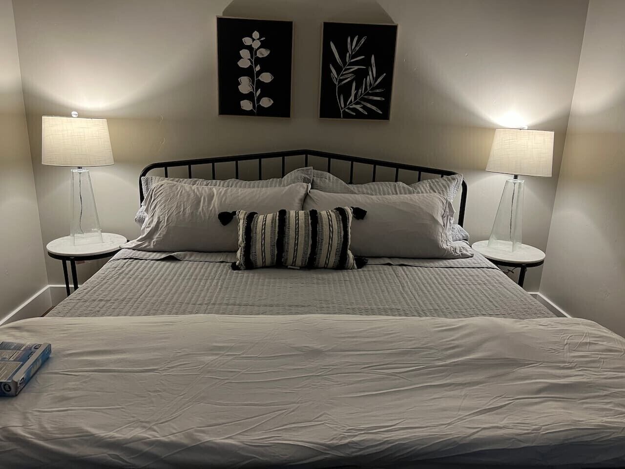 Iron/ironing board, travel cot, WiFi, bed sheets