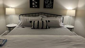 Iron/ironing board, travel cot, WiFi, bed sheets