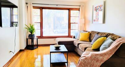 23PL - 4 Bedroom/2 Bath - Chinatown, McCormick Place