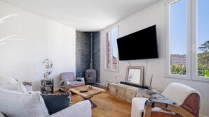 Fernseher