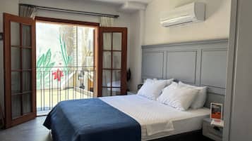 Habitación Confort doble, balcón | Escritorio, espacio para trabajar con un portátil, wifi gratis