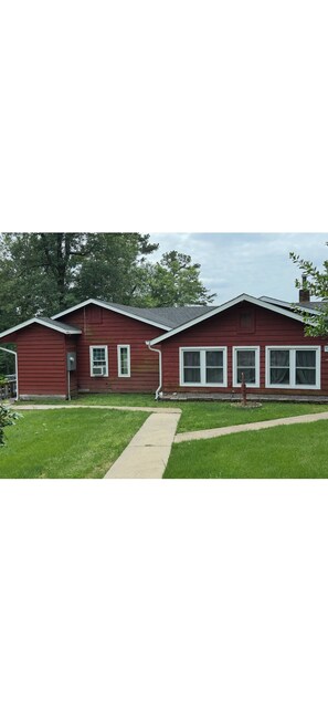 Exterior - The Red Fox Den (Hot Springs)