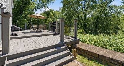 Historic Riverside Retreat/Keeney Cove Views