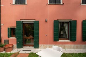 Terrasse/gårdhave