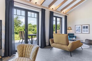 Living area - Exclusive vacation home in first occupancy with unobstructed views of the Salzhaff (Am Salzhaff OT Pepelow)