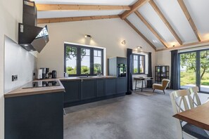 Coffee/tea maker, oven, dishwasher, toaster - Exclusive vacation home in first occupancy with unobstructed views of the Salzhaff (Am Salzhaff OT Pepelow)