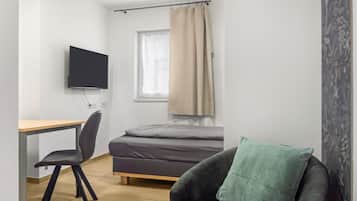 WiFi, bed sheets