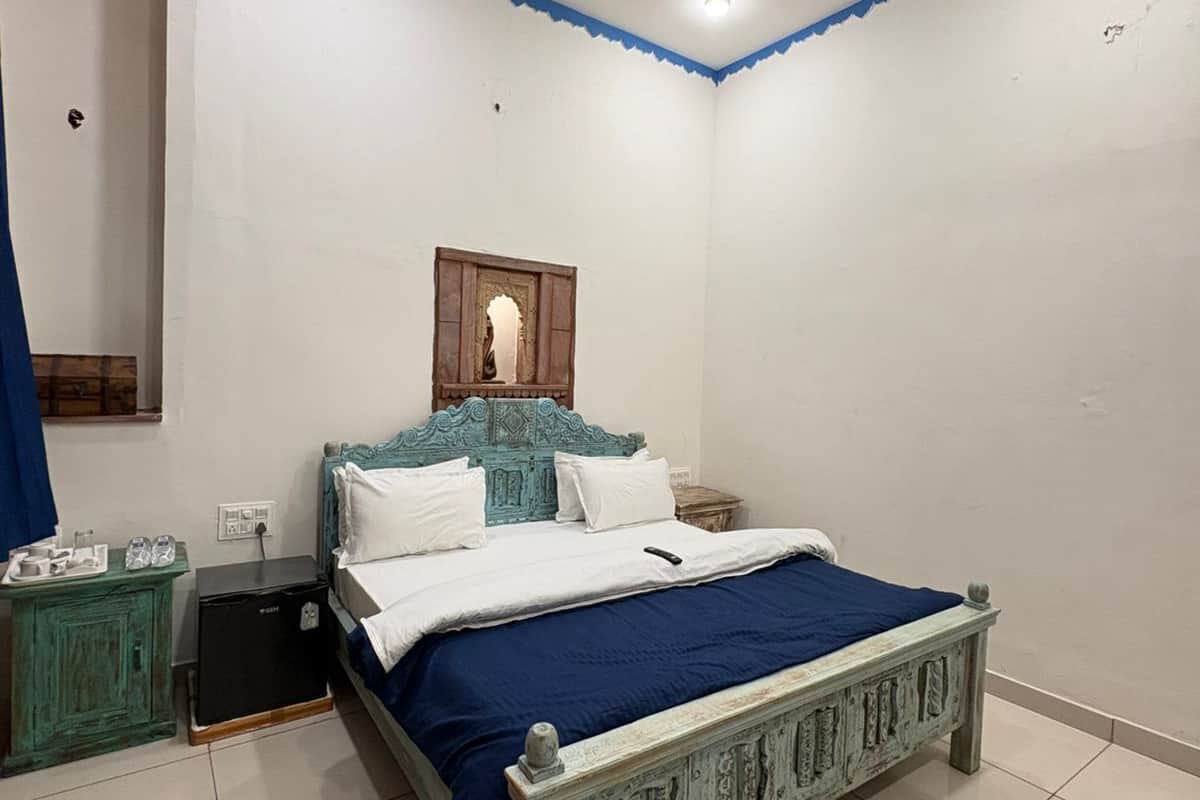 Habitación doble, 1 cama King size | Ropa de cama de alta calidad y minibar