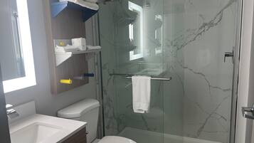 Basic Double Room | Bathroom | Combined shower/bathtub, free toiletries, towels, soap