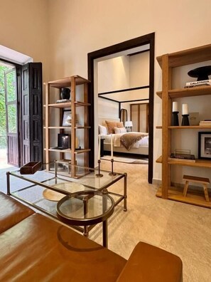 Deluxe Double Room | Living area - Gran Faena (Aguascalientes)