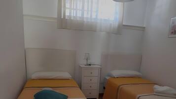 2 Schlafzimmer, Bügeleisen/Bügelbrett, WLAN, Bettwäsche