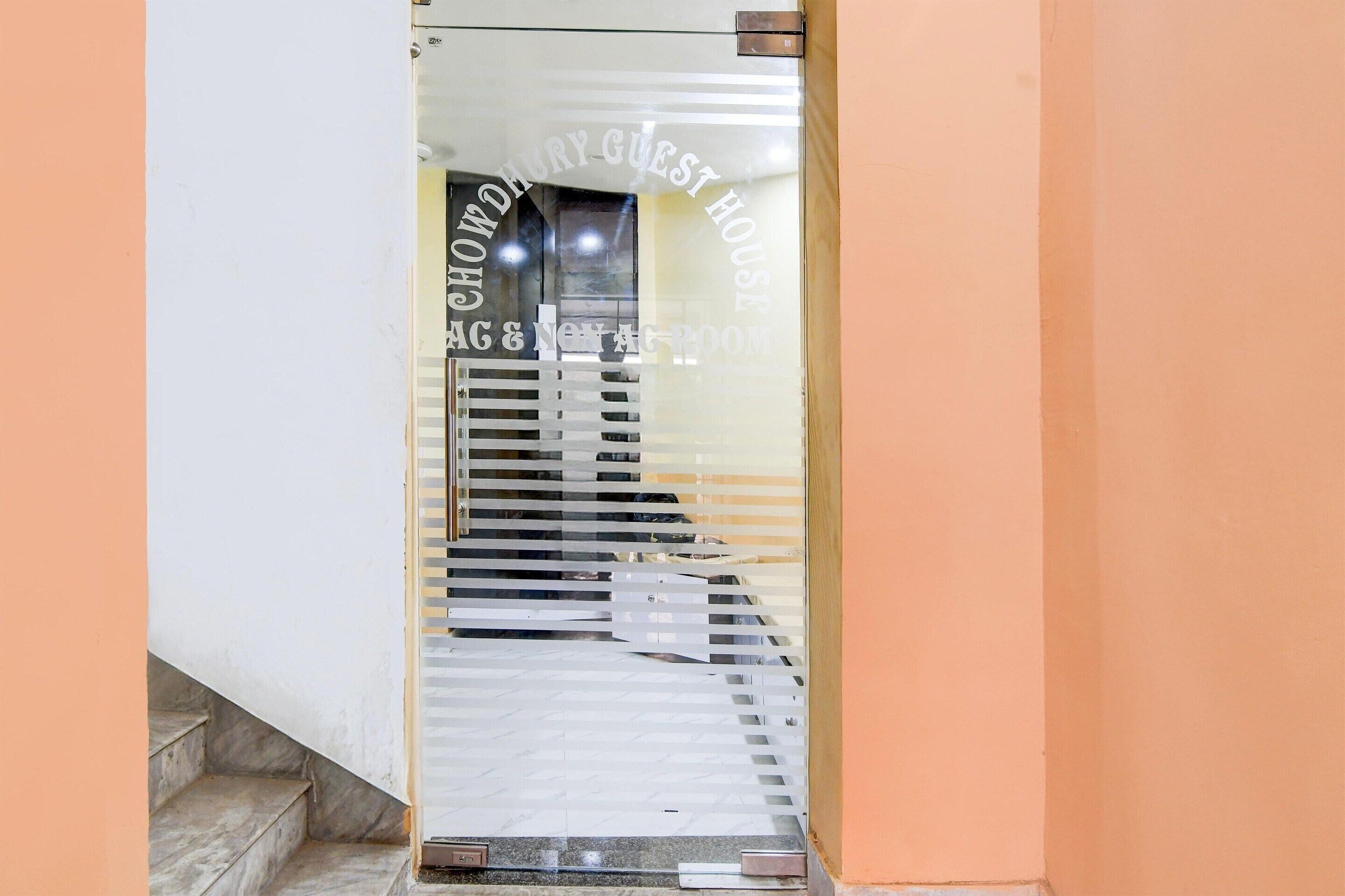 獨棟房屋 | 接待櫃台