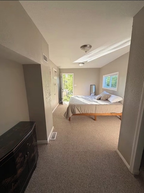 Room - Racine Canal retreat near Lake Michigan (Racine)