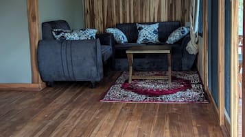 Chambre Ăconomique Double ou avec lits jumeaux | Coin sĂ©jour