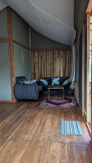 Economy Double or Twin Room | Living area - TCTC & CAMP (Mikumi)