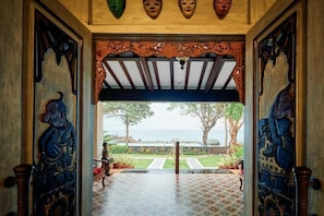 Deluxe Double or Twin Room, Balcony, Beach View | Interior - Kampung Kecil Front Beach  (Kubu)