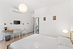 Room - Camera chiara 3 – Relax with a View in the Heart of Alghero 🌊✨ (Alghero)