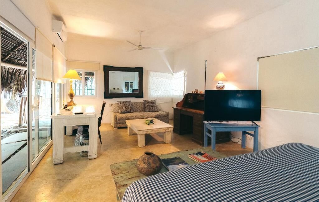 Superior Studio, Garden View | In-room safe, free WiFi