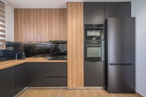Private kitchen - In Athenian riviera ,with sea view,800m from the beach, a luxury apartment ! (Voula)