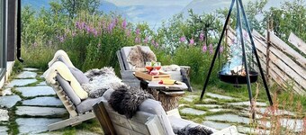 Charming moutain cabin with charm near Vasstulan