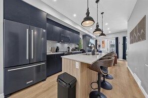 Unclassified image, 4 of 51, button - Stylish 3BR at Panorama Resort / Hot Tub Retreat (Panorama)