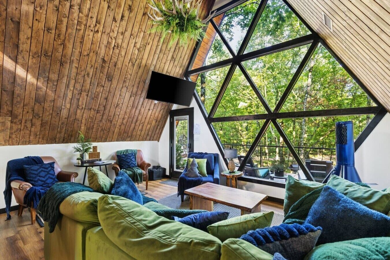 Brookhaven Bliss | A-frame Retreat + Hot Tub/sauna - Arkansas