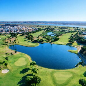 Golf - Golf, Private Garden, Swimming Pools, Beach and Relax next to the Algarve (Ayamonte)