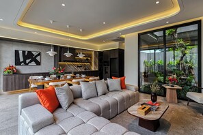 Living area - Lovely 3-bedroom brand new bungalow in Ubud (Kecamatan Ubud)